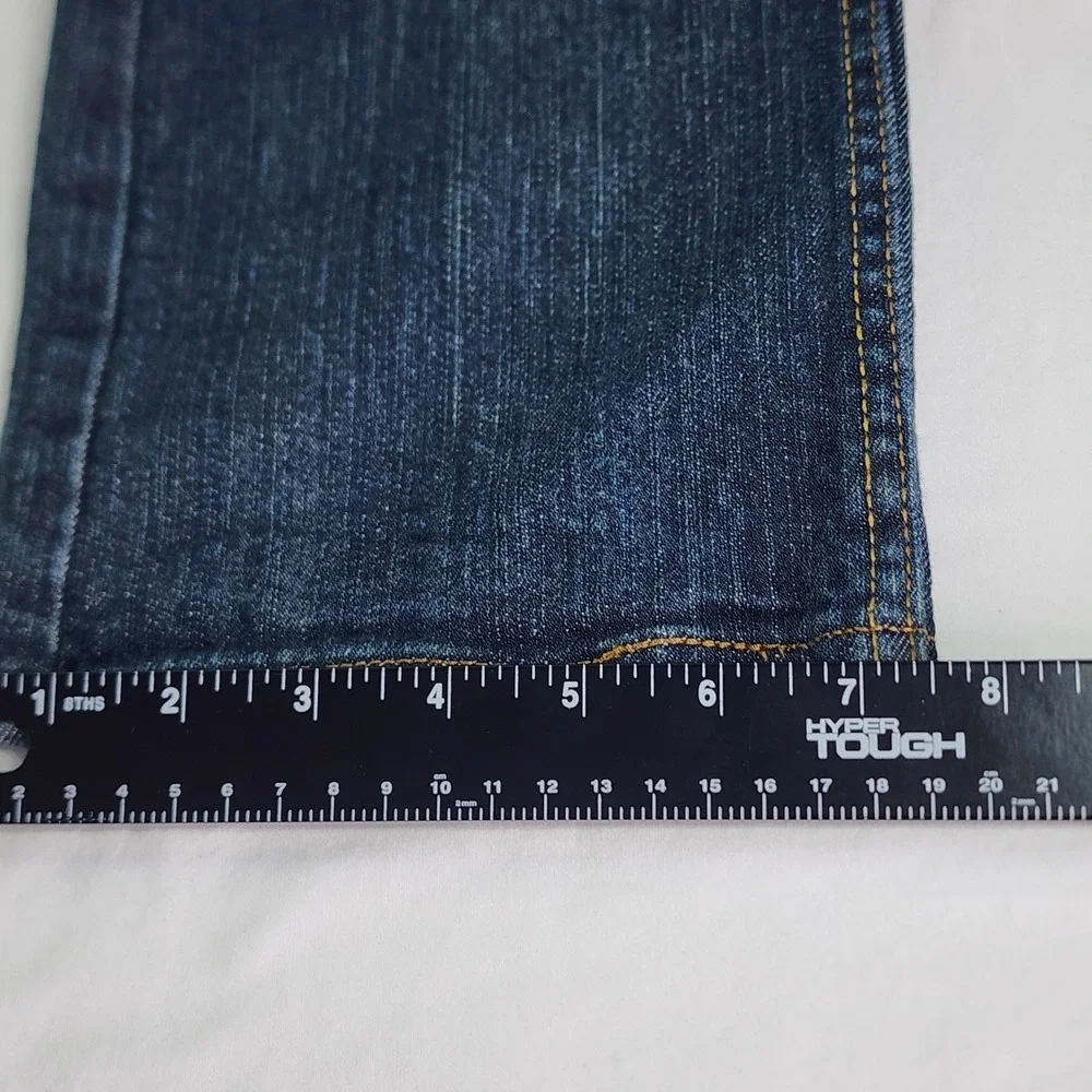 Signature Levi Strauss Jeans Mens 29x32 Straight Leg Blue Denim Minimalist Indie